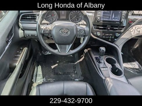Used 2023 Toyota Camry SE FWD image 18