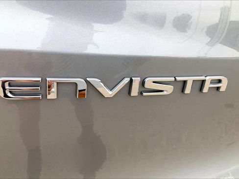 Used 2024 Buick Envista Preferred w/ Convenience I Package FWD image 10