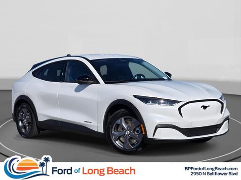 Used 2023 Ford Mustang Mach-E Select image 1