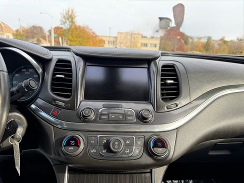 Used 2017 Chevrolet Impala LT image 12