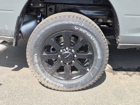 New 2027 RAM 2500 Laramie w/ Night Edition AWD/4WD image 9