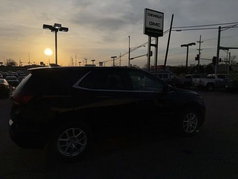 Used 2024 Chevrolet Equinox LT image 10