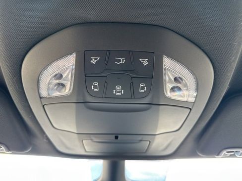 New 2026 Chrysler Pacifica Select image 23