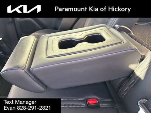 Used 2023 Mitsubishi Outlander SE image 16