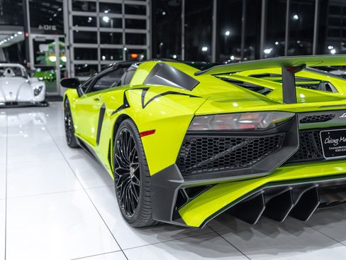 Used 2016 Lamborghini Aventador LP 750-4 Superveloce AWD/4WD image 50