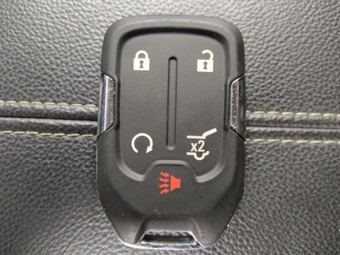 Used 2018 GMC Terrain Denali w/ Advanced Safety Package AWD/4WD image 32