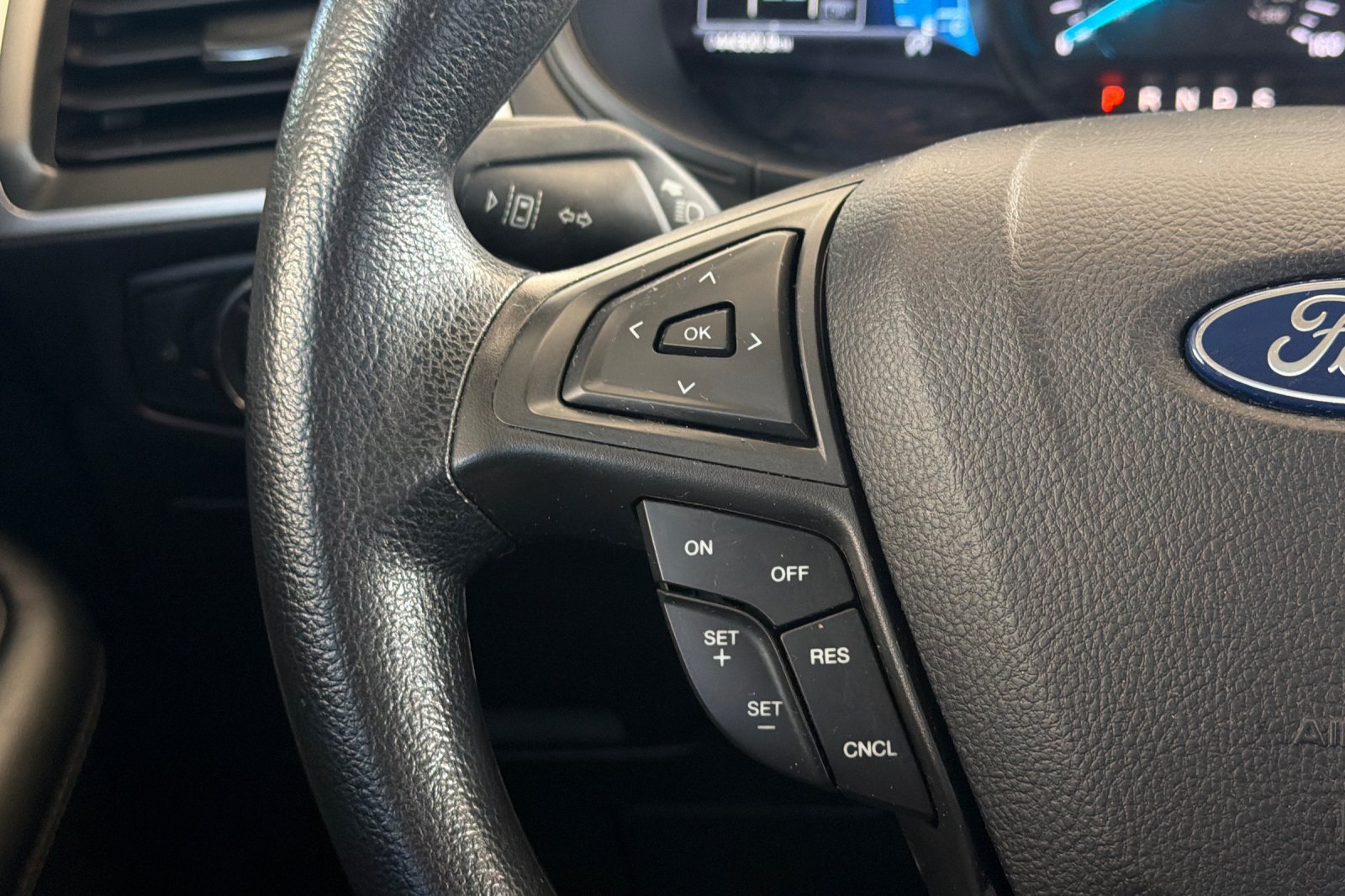 Used 2022 Ford Edge SE w/ Black Appearance Package AWD/4WD image 26