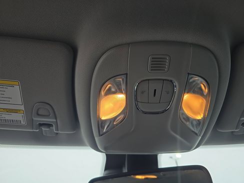 Used 2022 Jeep Compass Latitude image 33