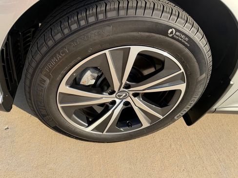 Used 2024 Lexus RX 350 Premium Plus w/ Convenience Package FWD image 11