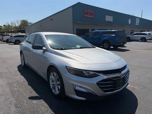 Used 2019 Chevrolet Malibu LT image 1