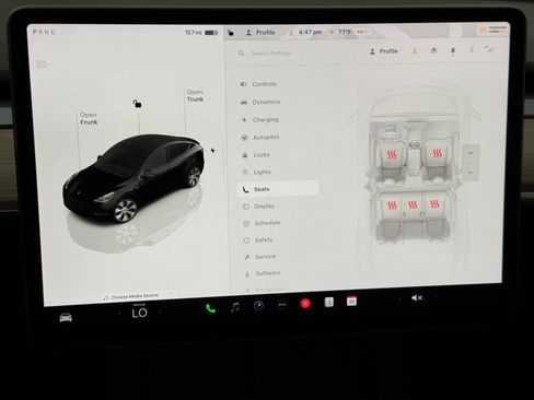 Used 2024 Tesla Model Y 2WD image 26