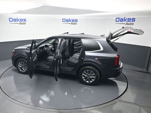 New 2025 Kia Telluride LX FWD image 60