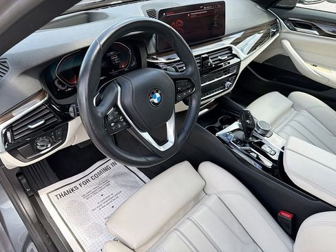 Used 2021 BMW 540i w/ Premium Package RWD image 26