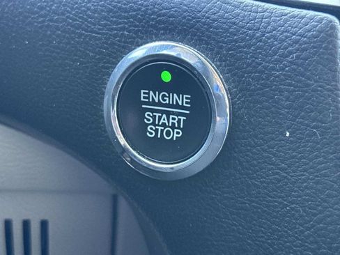 Used 2016 Ford Edge Titanium w/ Equipment Group 301A AWD/4WD image 23