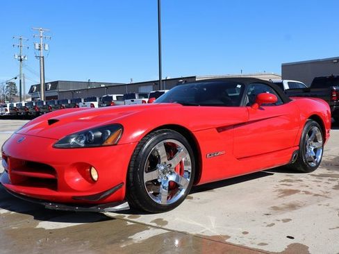 Used 2005 Dodge Viper SRT-10 image 7