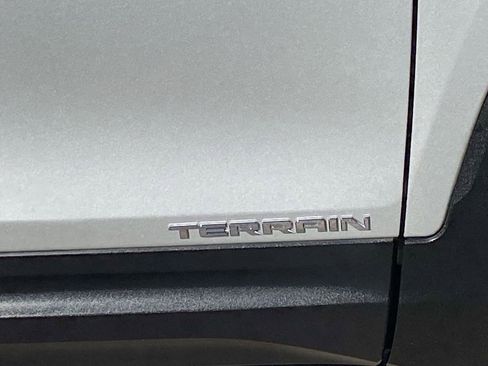 Used 2019 GMC Terrain SLT image 20