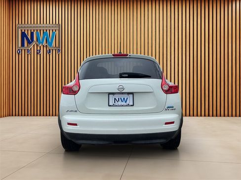 Used 2012 Nissan Juke SV AWD/4WD image 28