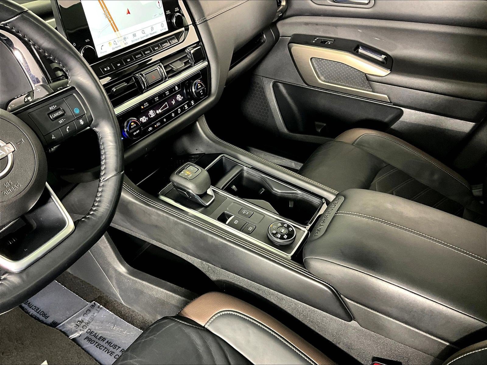 Certified 2022 Nissan Pathfinder Platinum w/ Cargo Package AWD/4WD image 17