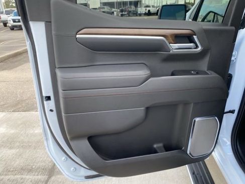 New 2026 Chevrolet Silverado 1500 High Country AWD/4WD image 25