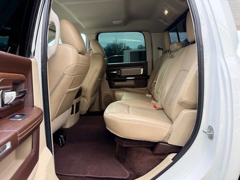 Used 2018 RAM 2500 Laramie w/ Convenience Group image 34