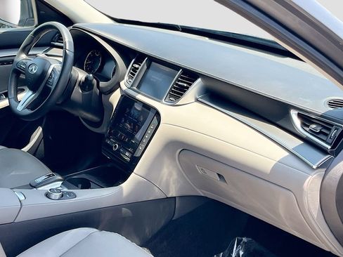 Used 2023 INFINITI QX50 Luxe AWD/4WD image 30