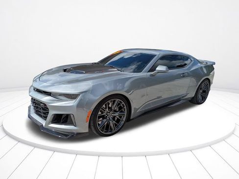 Used 2023 Chevrolet Camaro ZL1 RWD image 8