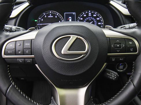 Used 2022 Lexus RX 350L Premium image 37