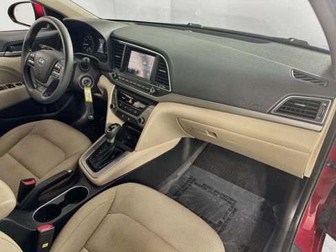 Used 2018 Hyundai Elantra SEL FWD image 26