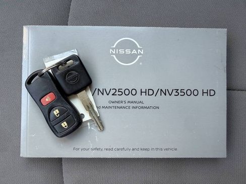 Used 2021 Nissan NV 2500 SV RWD image 23