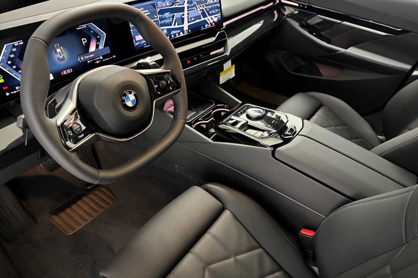 Used 2026 BMW 530i w/ Premium Package RWD image 4