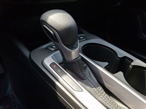 Used 2025 Chevrolet Trax LS FWD image 14