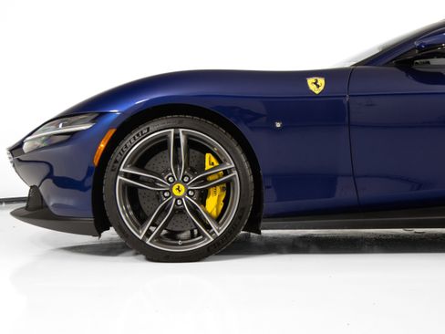Certified 2021 Ferrari Roma RWD image 9