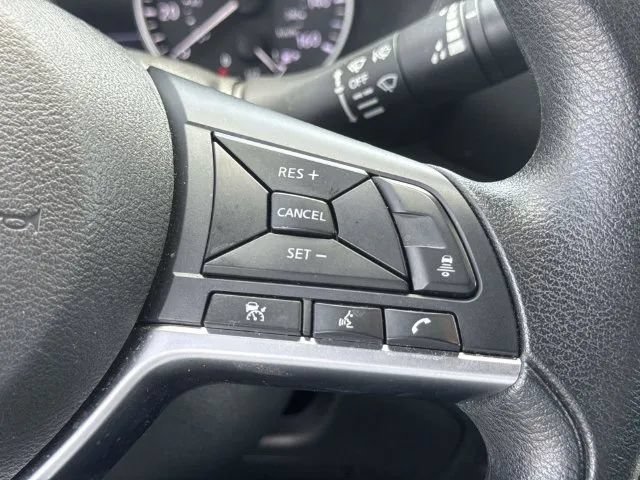 Certified 2025 Nissan Sentra SV FWD image 33