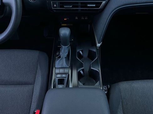 Used 2025 Toyota Camry LE image 14