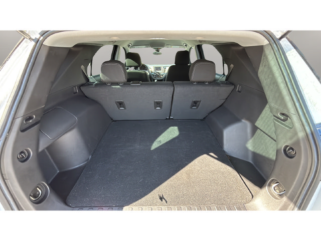 Used 2024 Chevrolet Equinox LS w/ Driver Confidence II Package FWD image 30