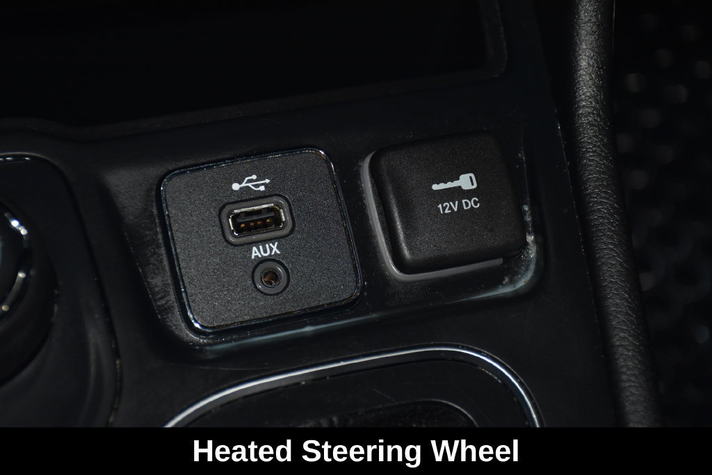 Used 2019 Jeep Cherokee Latitude Plus w/ Cold Weather Group AWD/4WD image 23