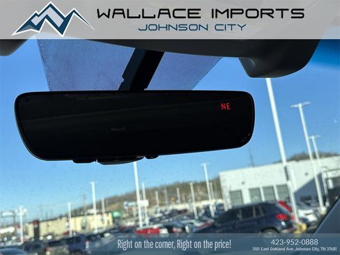 Used 2017 Subaru Outback 2.5i Touring image 18