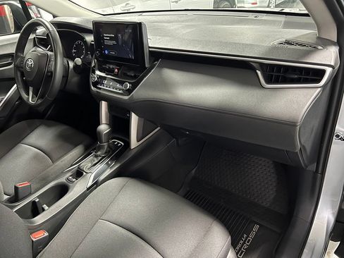 Certified 2023 Toyota Corolla Cross LE FWD image 23