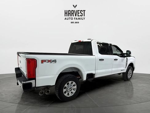 Used 2024 Ford F250 XLT w/ FX4 Off-Road Package AWD/4WD image 7
