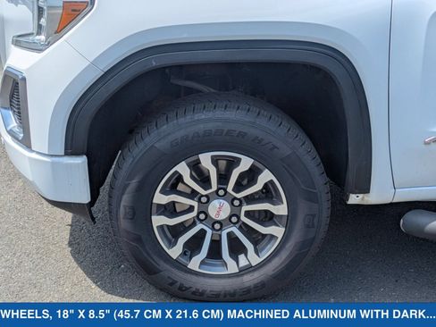 Used 2019 GMC Sierra 1500 AT4 w/ AT4 Premium Package AWD/4WD image 11