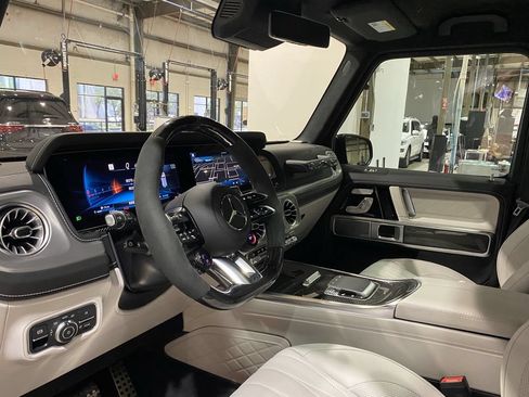 Certified 2025 Mercedes-Benz G 63 AMG 4MATIC image 2
