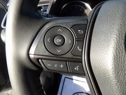 Used 2021 Toyota Camry SE image 14