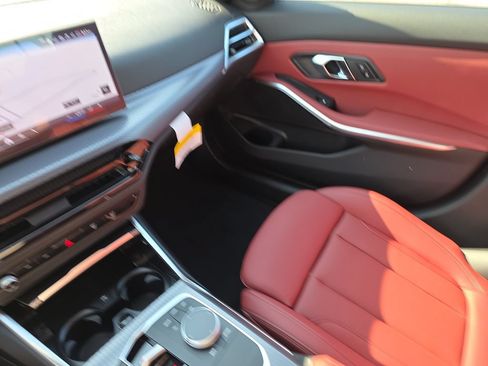 New 2026 BMW 330i xDrive Sedan w/ M Sport Package AWD/4WD image 19