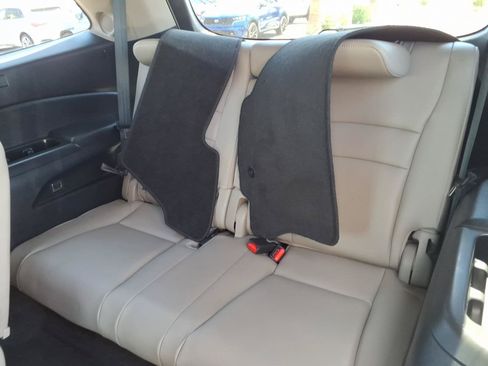Used 2017 Honda Pilot Elite image 11