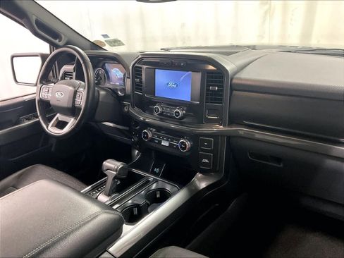 Used 2022 Ford F150 XLT w/ XLT Black Appearance Package image 14