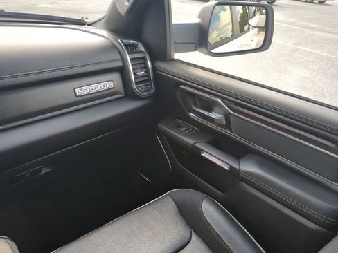 Used 2025 RAM 1500 Laramie image 17