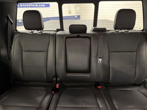 Used 2017 Ford F150 Lariat w/ Equipment Group 502A Luxury image 13