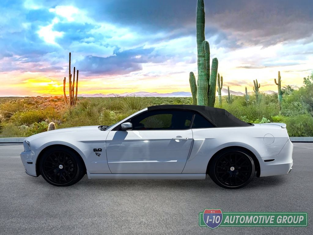 Used 2014 Ford Mustang GT Premium RWD image 8