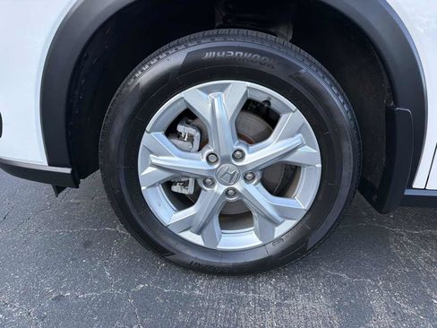 Used 2023 Honda HR-V LX image 32