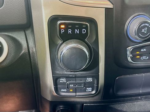 Used 2019 RAM 1500 Big Horn image 19